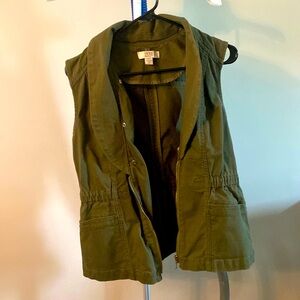 Vintage America, Size Small Vest, Great for the upcoming Summer